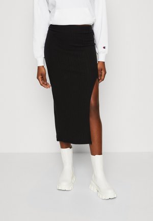 FALDA MIDCARO SK