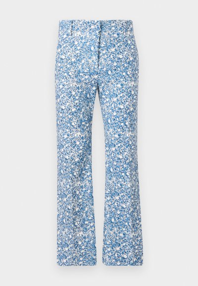 Calças largas em padrão floral azul e branco, com um tecido suave, fecho com zipper e dois bolsos frontais.
