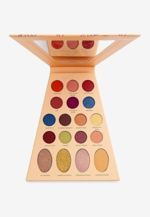 REVOLUTION X BRATZ DOLL PALETTE SASHA - Eyeshadow palette - sasha