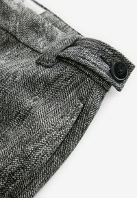 Next TALL FIT - PREMIUM HERRINGBONE BARREL - Auduma bikses - black white
