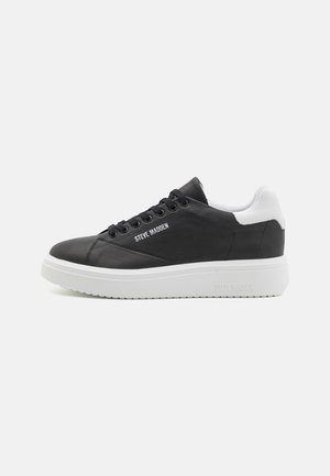 Steve Madden FYNNER - Sneakers basse - black/white