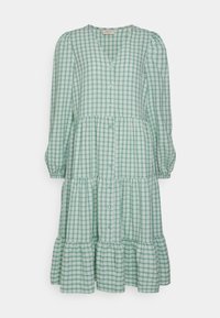 Vestido xadrez verde com mangas compridas, bainha em camadas, decote em V e fechos com botões na parte da frente. Feito de um tecido leve com uma textura suave.