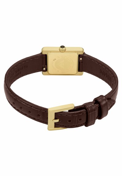 Rechthoekig polshorloge met een gouden metalen kast, een leren band in bruin met krokodillenstructuur en een gouden gesp.