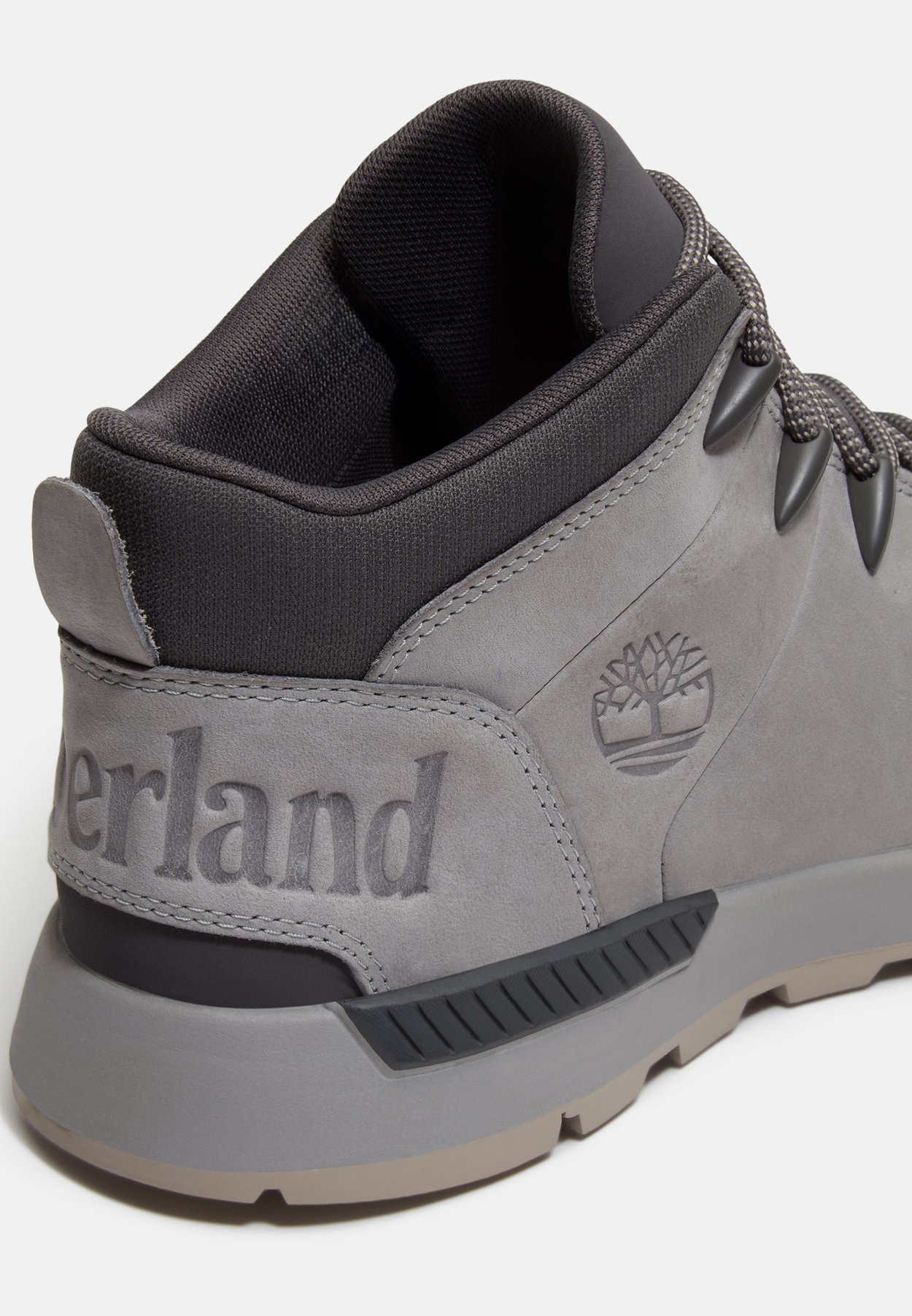 MID LACE SNEAKER