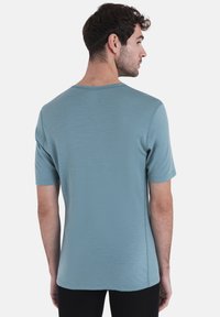 icebreaker MERINO 200 MID WEIGHT OASIS - Sports T-shirt - TURQUOISE/AQUA