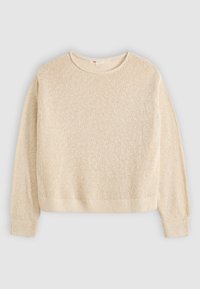 Μπεζ πλεκτό πουλόβερ με μακριά μανίκια, στρογγυλή λαιμόκοψη και ριμπ μανσέτες και τελείωμα, τοποθετημένο επίπεδα πάνω σε ανοιχτό φόντο.