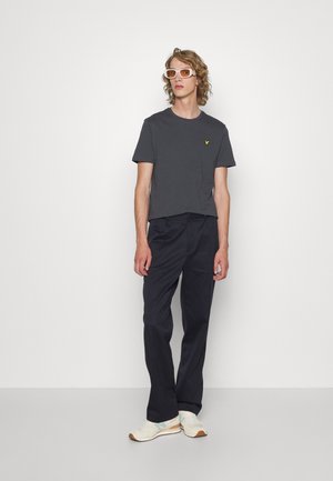 Lyle & Scott PLAIN - T-shirt basic - gunmetal