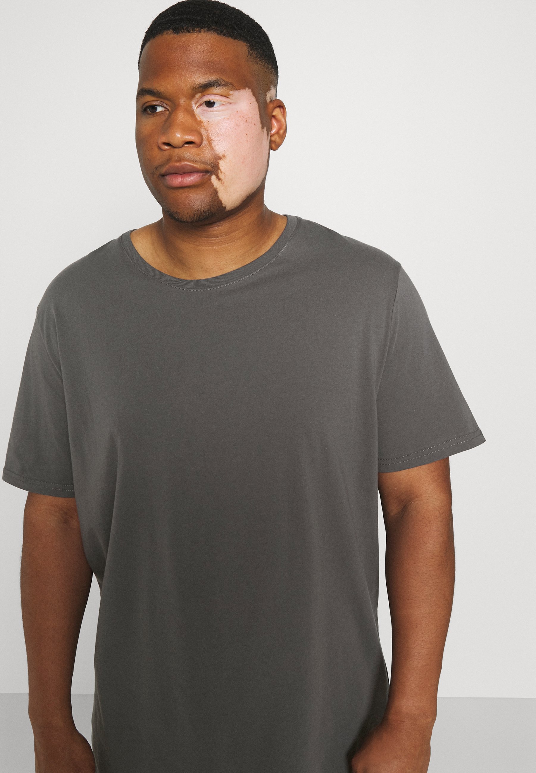 Johnny Bigg ESSENTIAL LONGLINE SCOOP 