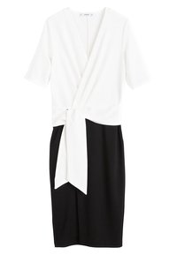 Weißes, kurzärmliges Wickelkleid mit einem schwarzen Bleistiftrock. Es hat ein Bindedetail in der Taille und einen V-Ausschnitt. Glatte Stofftextur.