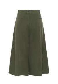 Thumbnail Image 8