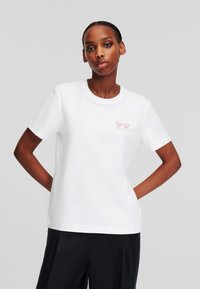 KARL LAGERFELD RELAXED SUNGLASSES - Marškinėliai su spaudiniu - white