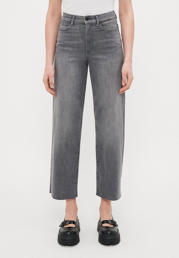 ONLANN MADISON CROP  - Jeans Relaxed Fit