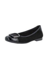 Ballerines noires avec un bout en cuir verni brillant, corps en daim texturé, et une grande boucle décorative à l'avant. Talon plat.