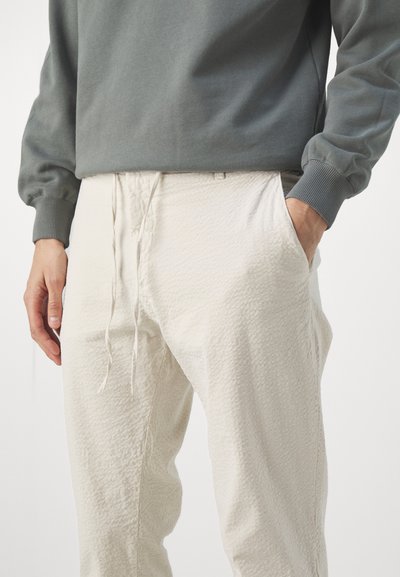 STUDIO ID PABLO TROUSERS - Trousers - off-white