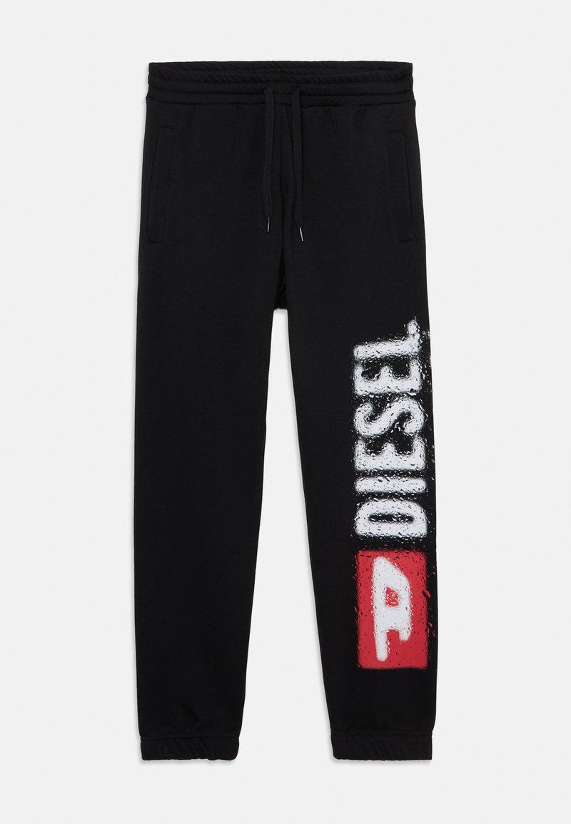 Schwarze Sweatpants mit elastischem Bund, Seitentaschen und einem Grafikdesign am linken Bein, das "DIESEL" in weißen und roten Akzenten zeigt.
