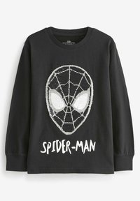 Schwarzes Langarmshirt mit einem Spider-Man-Maskendesign, das ein strukturiertes Netzmuster aufweist, und dem weißen Text "SPIDER-MAN" darunter.
