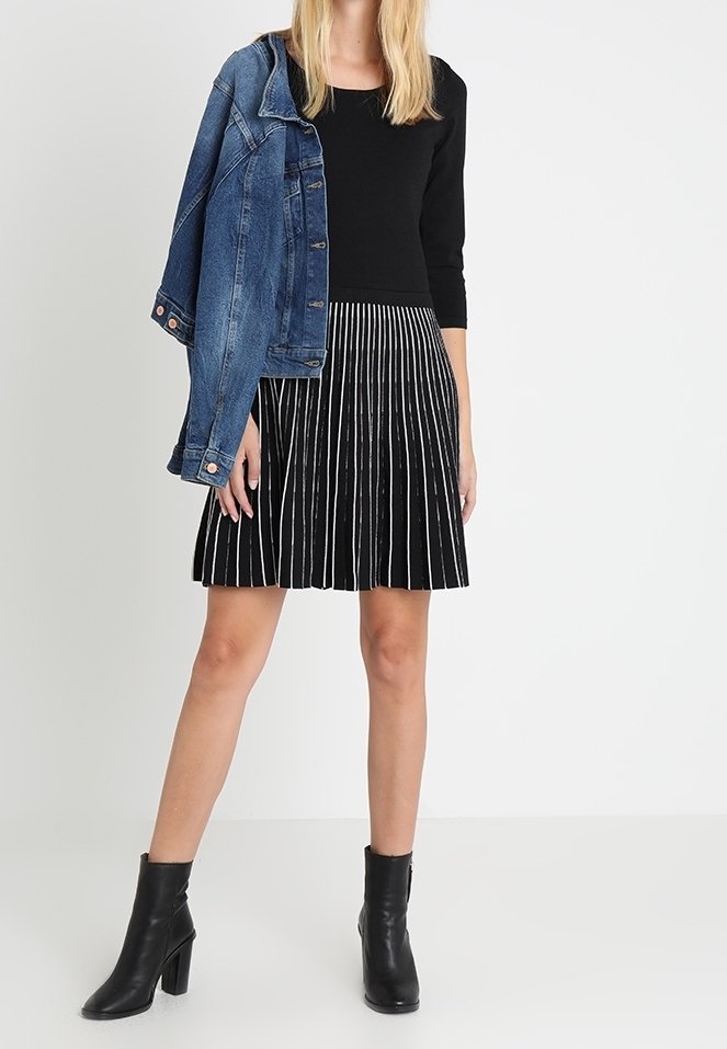 Esprit Collection Esprit Leren Jurk Esprit Collection Gebreide