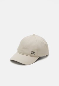 Calvin Klein BOMBED UNISEX - Šiltovka - stony beige