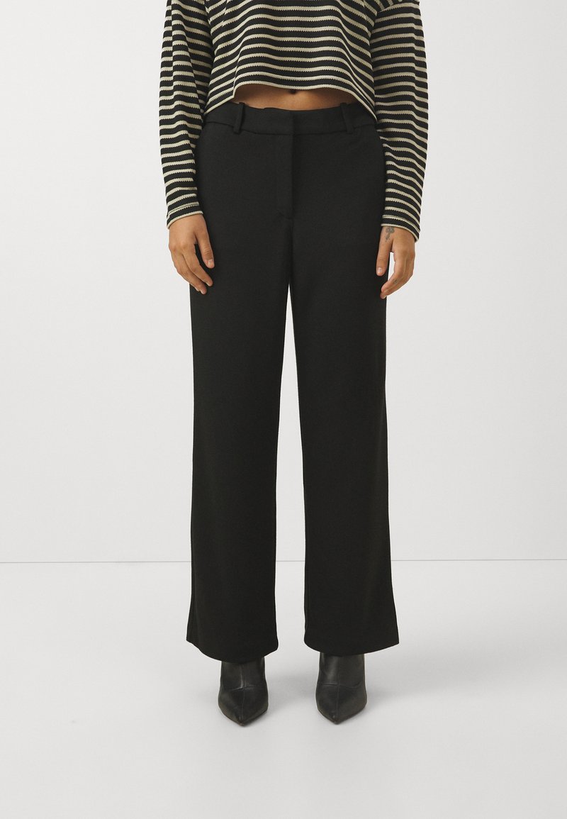 Vero Moda Petite VMCIRA WIDE PANT - Pantaloni - silver mink/beige