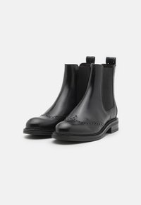 Billi Bi Botine clasice - black