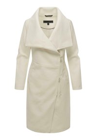Abrigo de lana color crema con un amplio cuello doblado, cremallera frontal asimétrica, bolsillos laterales y mangas largas. Material texturizado y suave.