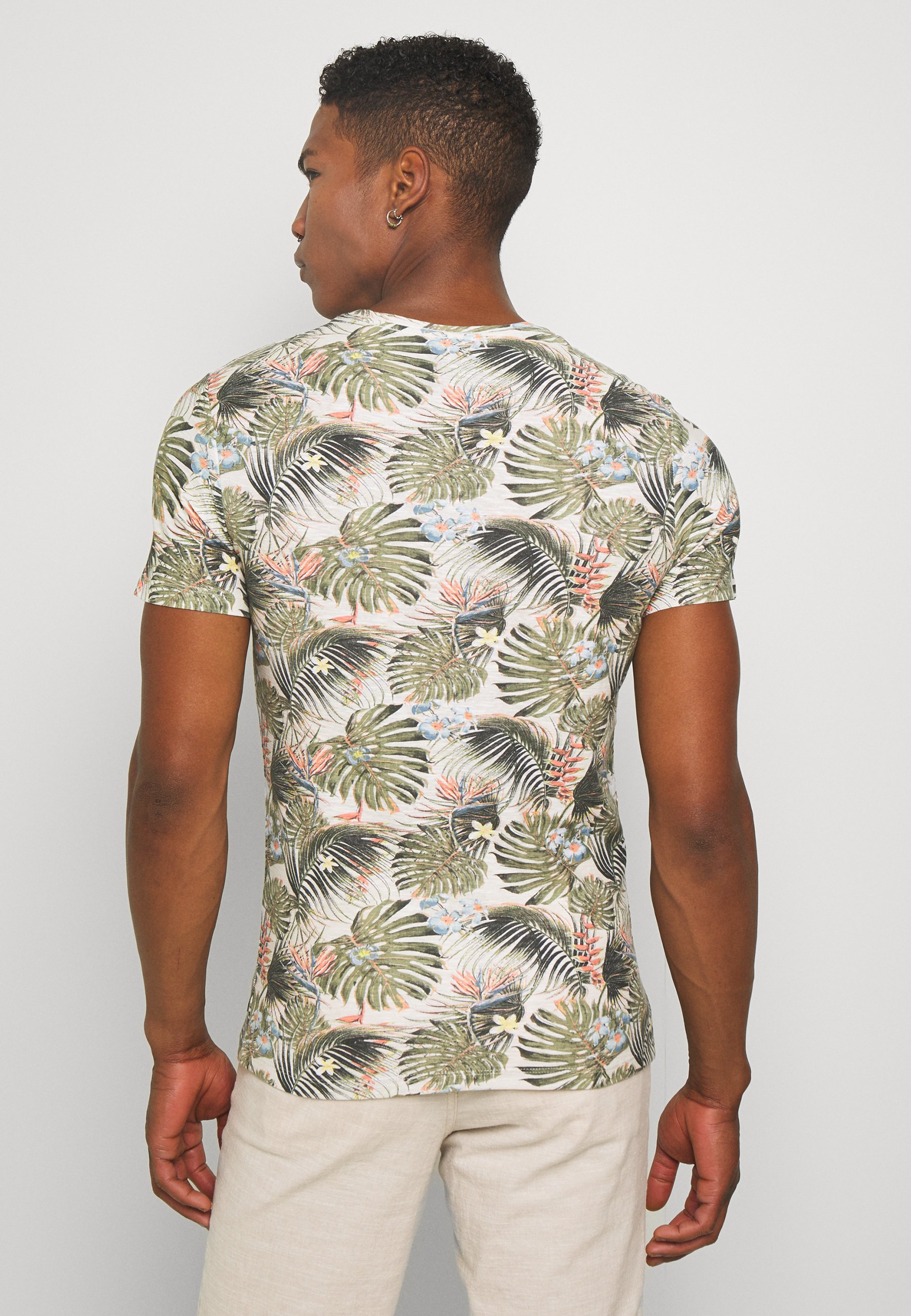 Men Print T-shirt Men Print T-shirt