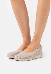 Skechers BE COOL - Ballet pumps - taupe/natural
