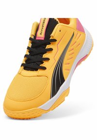 Puma UNISEX pomarańczowy