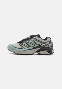 Salomon - XT-PATHWAY UNISEX - Sneakers basse - ghost gray/arona/black Immagine in miniatura 1