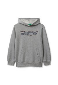 Felpa grigia con tasca frontale e testo "United Colors of Benetton since 1965" stampato sul petto, mostrata su sfondo bianco.