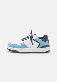 Unselected, white/light blue