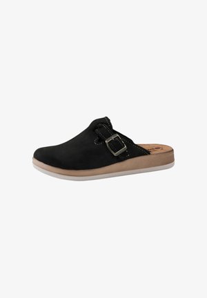 Scarpa slip-on in suede nero con suola in legno marrone chiaro e fondo in gomma bianca. Presenta una fibbia decorativa in argento e dettagli di cucitura.