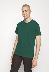 Levi's® ORIGINAL HOUSEMARK TEE - Jednoduché tričko - pineneedle