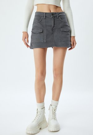 BUTTONED - Denimnederdele - grey