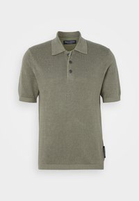 - Koszulka polo
