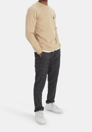 Sweatshirt - brown