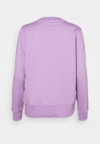 Sweatshirt lilas à manches longues avec encolure ronde, poignets et ourlet côtelés, texture douce et design simple. Vue de dos montrée.