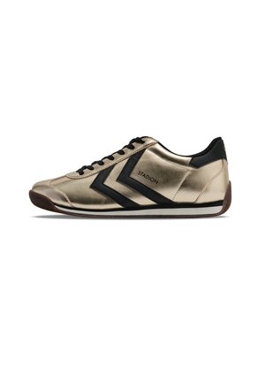 Trainers - gold