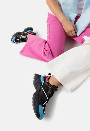 VEGAN LIMITLESS - Joggesko - black