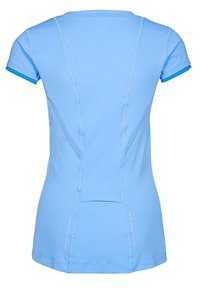 Ljusblå idrottströja med korta ärmar, med nätpaneler, böjda sömmar och små dekorativa detaljer på ryggen.