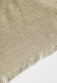 Calvin Klein MONOGRAM SCARF 130x130 - Fuliaras - eucalyptus