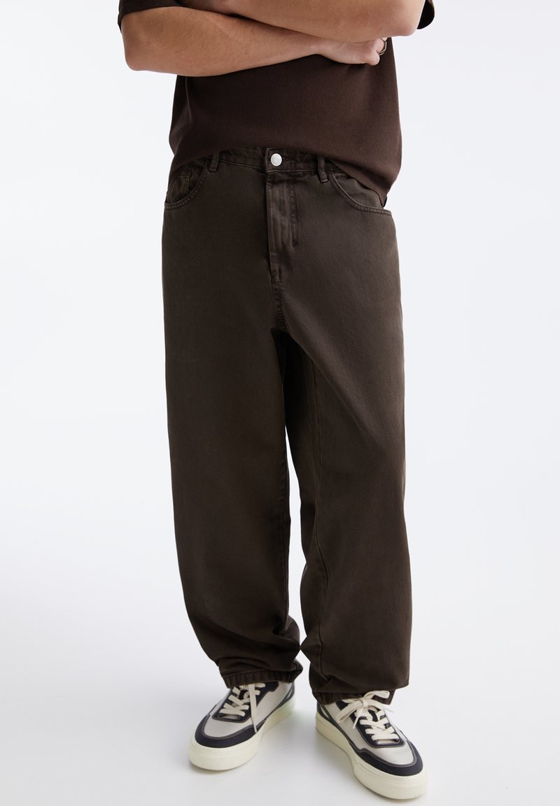 PULL&BEAR WIDELEG Jeans Relaxed Fit brown/braun Zalando.at