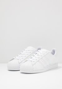adidas Originals SUPERSTAR - Zapatillas - footwear white