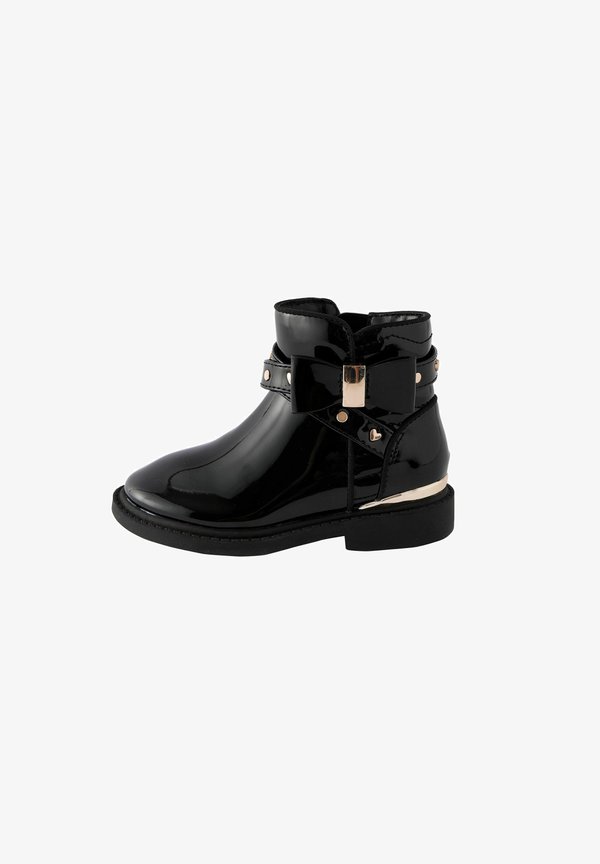 Stiefelette