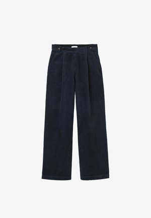 Pantalons en velours côtelé bleu marine avec jambes larges, deux poches avant et une taille haute avec fermeture à bouton. Texture verticale à nervures distinctives.