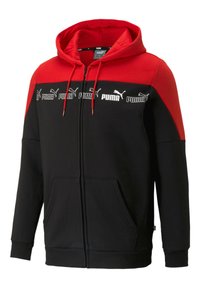 Puma mikina na zip s červeno-černou barevnou kombinací. Obsahuje kapuci, přední kapsy a opakovaný potisk loga na oblasti hrudníku.