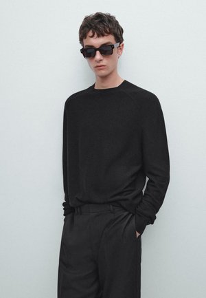 RAGLAN SLEEVE SWEATER - Pullover - black