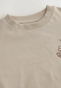Next SHORT SLEEVE - Triko s potiskem - neutral babyccino