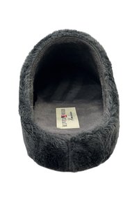 Grijze slipper met een zachte, donzige buitenkant en een gladde binnenkant. Voorzien van een merklabel aan de binnenkant. Ronde vorm met een gezellige uitstraling.