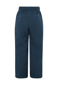 Pantalons imperméables bleu marine avec une taille élastique, design à jambe droite et coutures minimales. Équipés d'un petit logo vert.